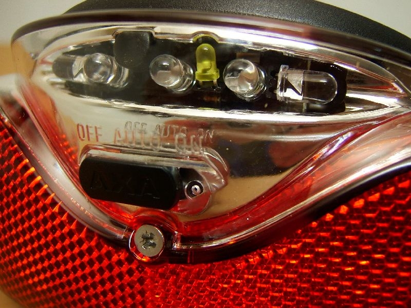 Gazelle LED Rücklicht Clear Vision mit Sensor Batterien